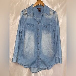 Chambray Pearl Snap Shirt